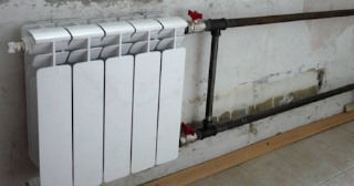 Установка биметаллических радиаторов отопления в квартире в Благовещенске - от 2106 руб.